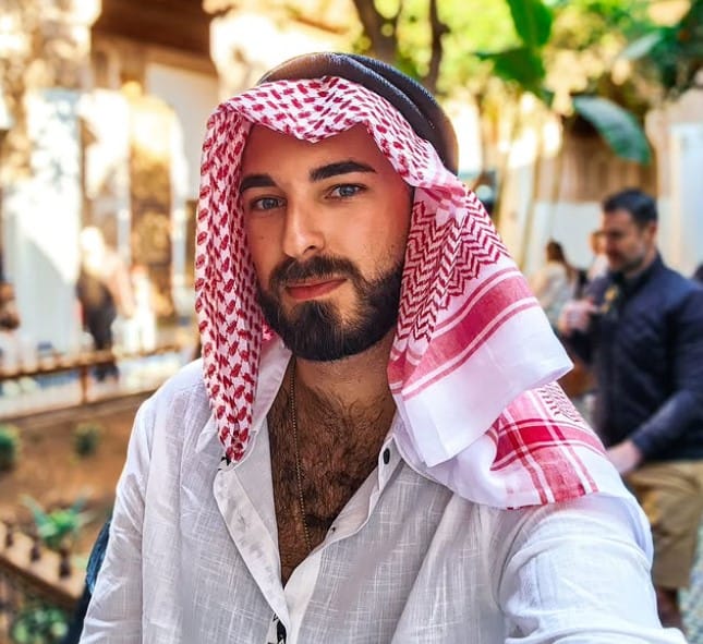 Turista com habibi